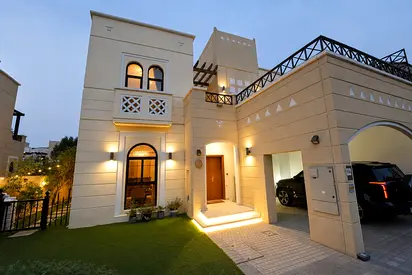 Rare Grand Family Villa|8 Parkings|Mudon Al Salam