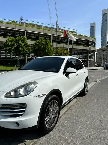 2011 Porsche CAYENNE 缩略图 13