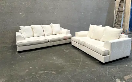 Looks like new condition the one brand Kingston 5 seater sofa