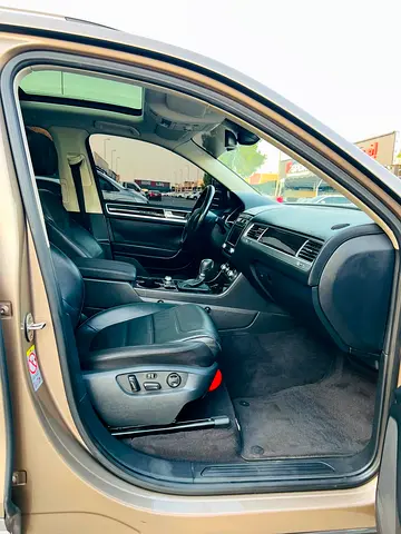 صورة مصغرة 14 لـ 2015 Volkswagen TOUAREG