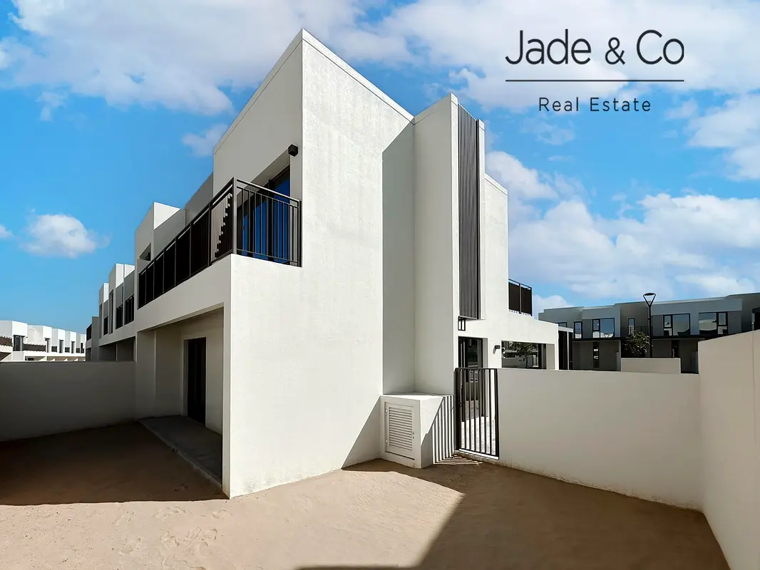 Community Expert | Best Price | Landscaped