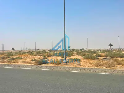 Land for sale in Tilal: prime location at an attractive price.