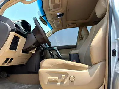 صورة 6 لـ 2023 Toyota PRADO