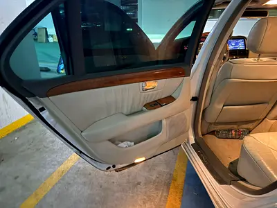 2002 Lexus LS-SERIES 照片 6