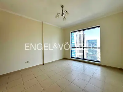 Balcony I Duplex I High Floor| Lake View