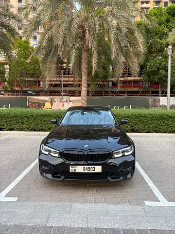 BMW 320i  2021 GCC | Service Contract .