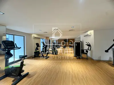 FAMILY BUILDING / IN AL MURAQQABAT / 3BHK HUGE SIZE OF APARTMENT FOR RENT