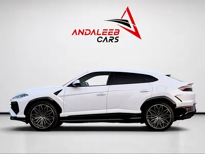 2025 Lamborghini URUS 照片 7