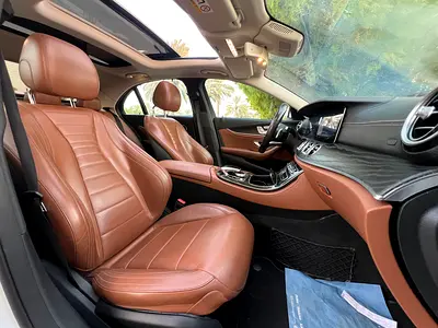 Mercedes-Benz E-Class E 300, миниатюра 16