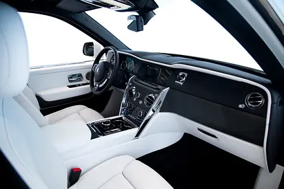 صورة 14 لـ 2019 ROLLS-ROYCE CULLINAN