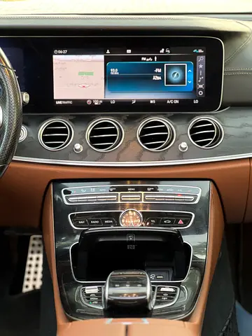 Mercedes-Benz E-Class E 300, миниатюра 20