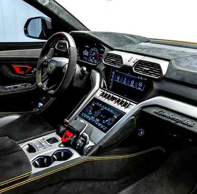 2023 Lamborghini URUS — миниатюра 7