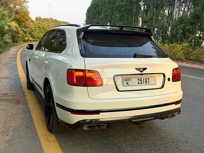 Bentley Bentayga W12 First Edition AWD 2018 | GCC Specs
