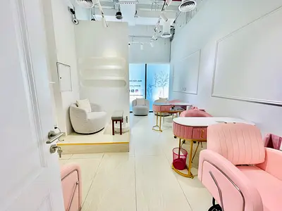 💎 Exclusive Ready-to-Operate Ladies Saloon | Prime Retail Location in Azizi Riviera Meydan 💎 with Furniture Or Without Furniture Both Options Availble