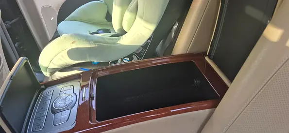 2014 Hyundai GENESIS — фото 8
