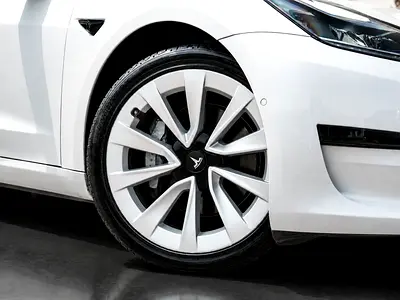 صورة 7 لـ 2021 Tesla MODEL 3