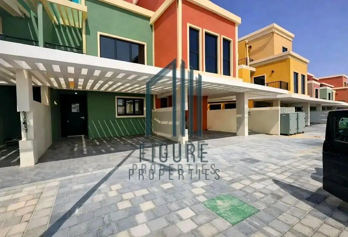 3Bed Vastu | First Line To The Portofino Lagoons | Less Than Market Price