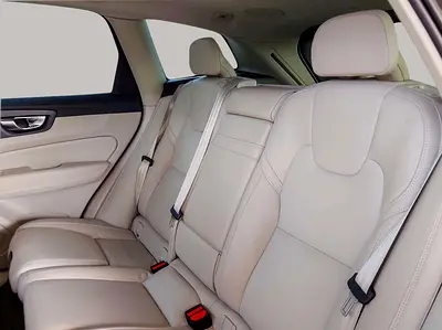 صورة مصغرة 12 لـ 2021 Volvo XC60