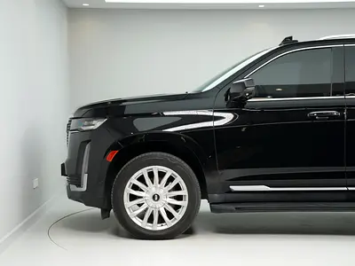 2021 Cadillac ESCALADE — миниатюра 4