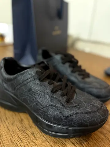 Gucci Men’s Sneakers - Very Good Condition
