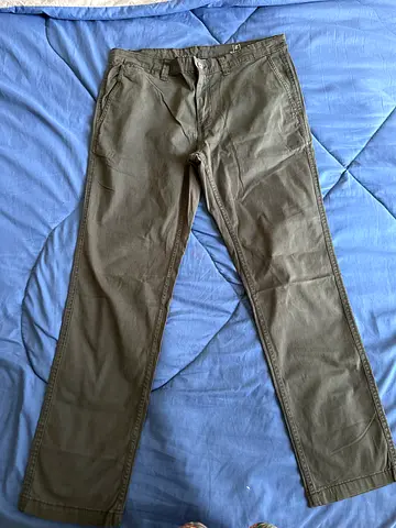 Men's olive green pants, gently used, size 35