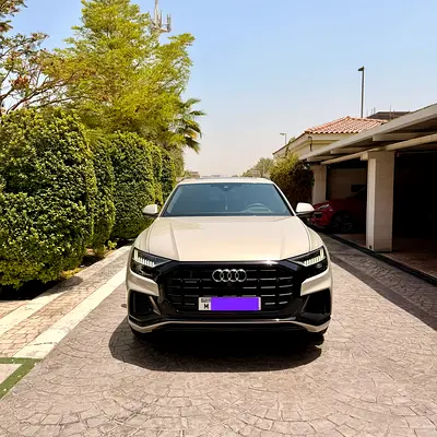 2022 AUDI Q8 照片 2