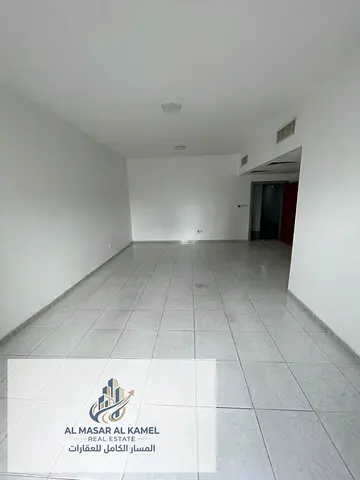 Spacious 3-bedroom apartment with a bright living room, stunning sea view, 3 balconies, and central