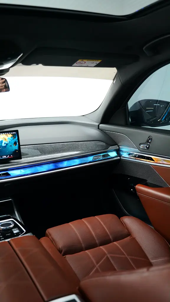 BMW 7-Series 2023
