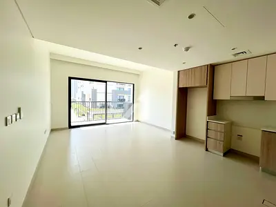 Low Floor | Park View | Ready to Move In