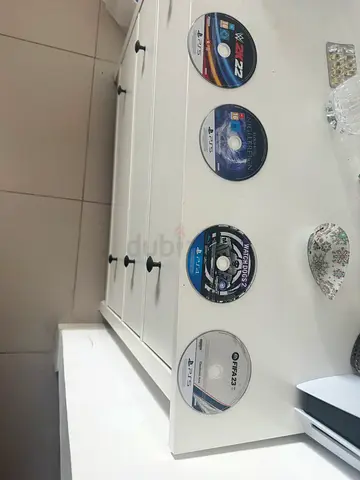PS5 games collection - FIFA 23, WWE 2K22, Watch Dogs 2, and More (Discs only)