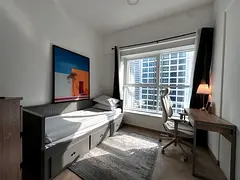Private Room with Balcony for a Lady