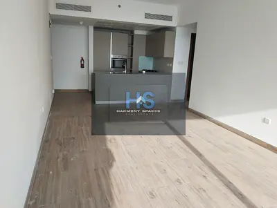 Bright unit | Unfurnished 1BR + study/maid's room | Open View