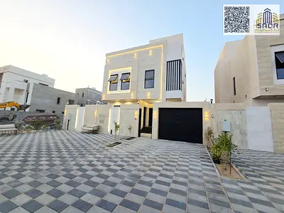 فيلا جاهزه للسكن مع مسبح على شارع رئيسى مع الماء والكهرباء والمكيفات