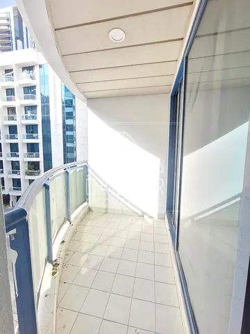 HUGE SIZE OF 2 BEDROOM APARTMENT // CLOSED TO METRO STATION