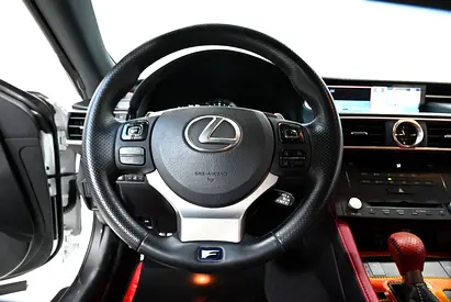 صورة مصغرة 8 لـ 2016 Lexus RC F