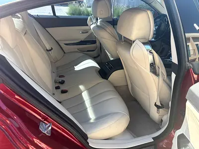 صورة 8 لـ 2013 BMW 6-SERIES
