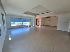 INDEPENDENT VILLA KITE BEACH FACING READY TO MOVE IN