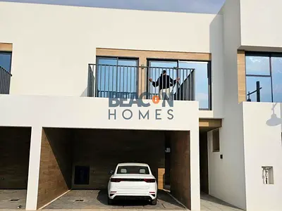 Prime Location | Single Row | Spacious Layout