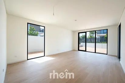 Internal | Family Community | Prime Location