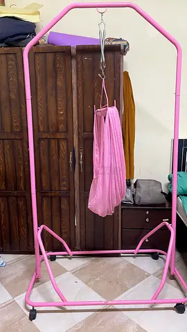 Foldable Baby Swing Stand in Good Condition