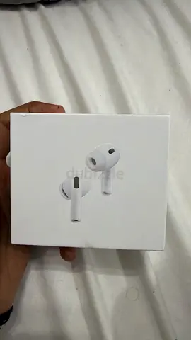 Apple AirPods Pro 3 (with box)- White