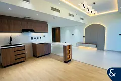 Fully upgraded | High floor | Vacant