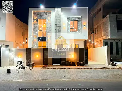 Ready to live in, with electricity, water, and air conditioners, in a quiet and distinctive locatio