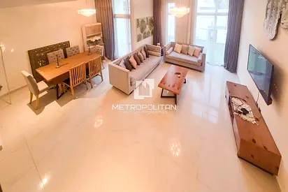 Vacant soon | R2M14 | Closed Kitchen | 3BR+Maid
