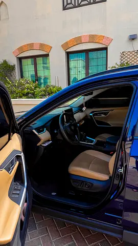 2024 Toyota RAV 4 — фото 1