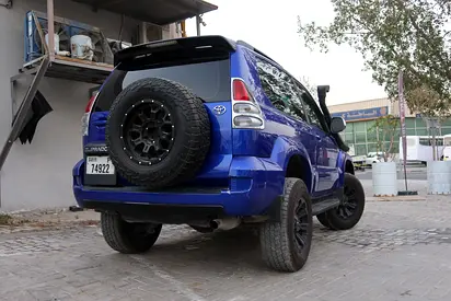 2004 Toyota PRADO photo 12