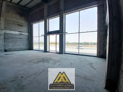 A large shop suitable for all activities, for example (discount center, hypermarket), located in the Al Bahia area on Mohammed Bin Zayed Road.