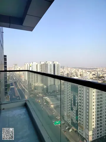 خزائن حائط مدمجة- باركن خاص-  بلكونة مميزة -  تكييف مركزي–  شقق غرفتين وصالة للإيجار السنوي – الراشدية 3 | عجمان