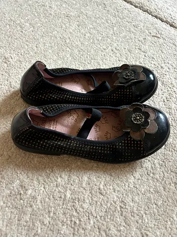 Girls shoes. Used. S30. Pablowski