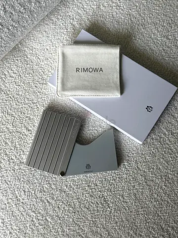 Aluminum wallet